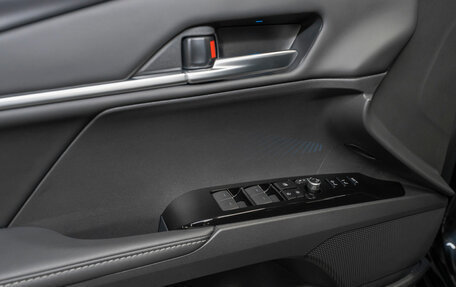 Toyota Camry, 2025 год, 4 700 000 рублей, 16 фотография