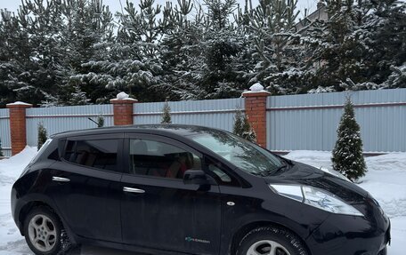 Nissan Leaf I, 2012 год, 800 000 рублей, 2 фотография