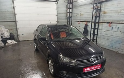 Volkswagen Polo VI (EU Market), 2013 год, 700 000 рублей, 1 фотография