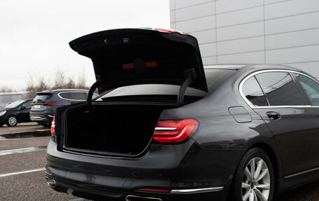 BMW 7 серия, 2018 год, 2 897 000 рублей, 21 фотография