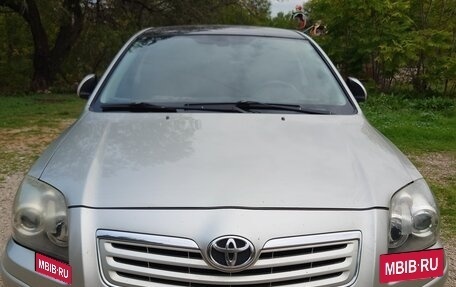 Toyota Avensis III рестайлинг, 2006 год, 750 000 рублей, 15 фотография