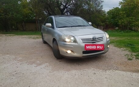Toyota Avensis III рестайлинг, 2006 год, 750 000 рублей, 18 фотография