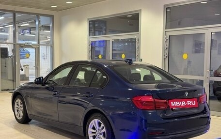 BMW 3 серия, 2018 год, 2 800 000 рублей, 4 фотография