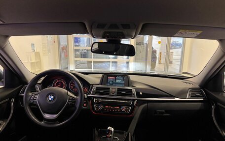 BMW 3 серия, 2018 год, 2 800 000 рублей, 14 фотография