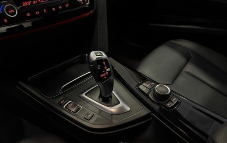 BMW 3 серия, 2018 год, 2 800 000 рублей, 18 фотография