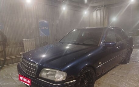 Mercedes-Benz C-Класс, 1996 год, 175 000 рублей, 3 фотография