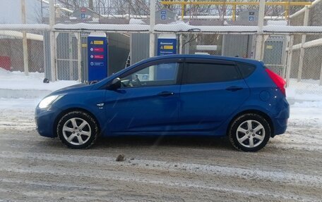 Hyundai Solaris II рестайлинг, 2012 год, 575 000 рублей, 3 фотография