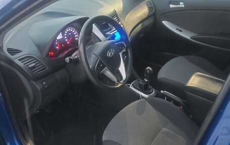 Hyundai Solaris II рестайлинг, 2012 год, 575 000 рублей, 9 фотография