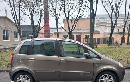 Lancia Musa I рестайлинг, 2005 год, 550 000 рублей, 2 фотография