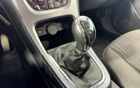 Opel Astra J, 2013 год, 675 000 рублей, 11 фотография