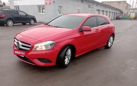 Mercedes-Benz A-Класс, 2014 год, 1 350 000 рублей, 10 фотография