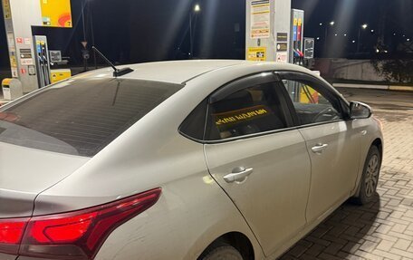 Hyundai Solaris II рестайлинг, 2019 год, 770 000 рублей, 4 фотография