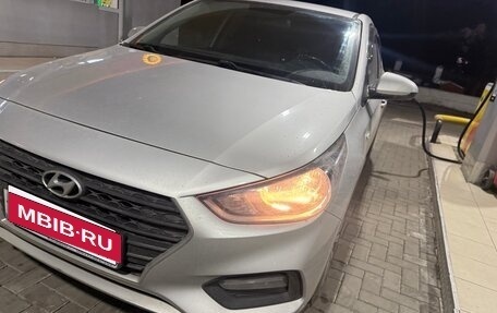 Hyundai Solaris II рестайлинг, 2019 год, 770 000 рублей, 2 фотография