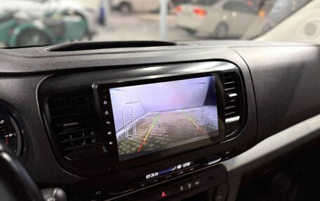 Peugeot Traveller I, 2021 год, 2 849 000 рублей, 13 фотография