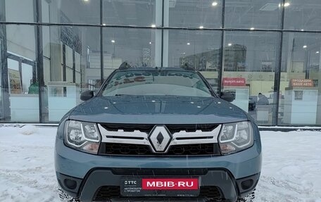 Renault Duster I рестайлинг, 2017 год, 1 384 000 рублей, 2 фотография