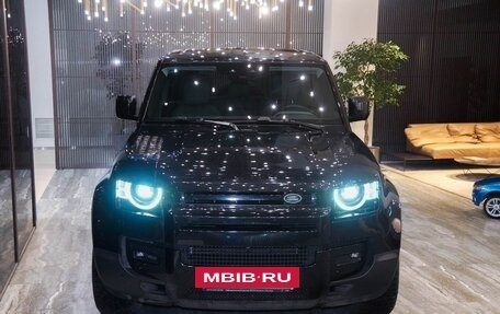 Land Rover Defender II, 2020 год, 5 300 000 рублей, 3 фотография