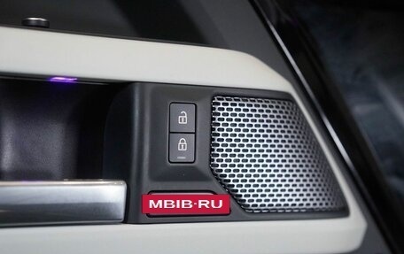 Land Rover Defender II, 2020 год, 5 300 000 рублей, 28 фотография