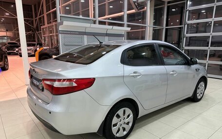 KIA Rio III рестайлинг, 2013 год, 889 900 рублей, 5 фотография