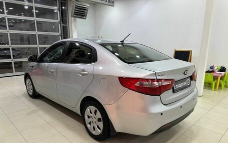 KIA Rio III рестайлинг, 2013 год, 889 900 рублей, 4 фотография