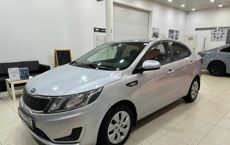 KIA Rio III рестайлинг, 2013 год, 889 900 рублей, 3 фотография
