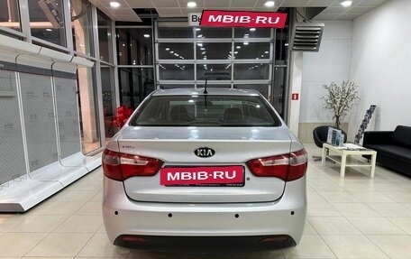 KIA Rio III рестайлинг, 2013 год, 889 900 рублей, 6 фотография