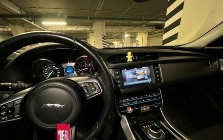 Jaguar XF II, 2016 год, 1 950 000 рублей, 5 фотография