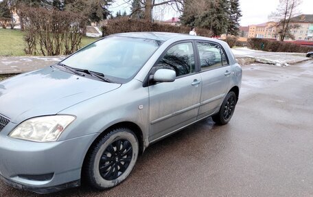 Toyota Corolla, 2003 год, 450 000 рублей, 4 фотография