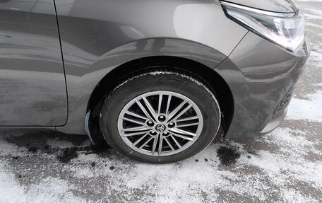 Toyota Corolla, 2018 год, 1 870 000 рублей, 5 фотография