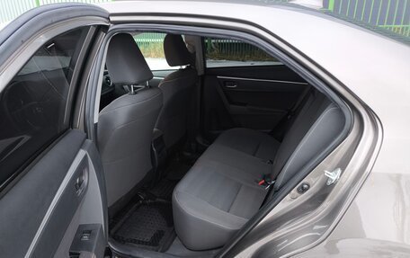 Toyota Corolla, 2018 год, 1 870 000 рублей, 8 фотография