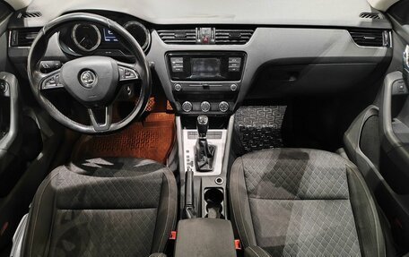 Skoda Octavia, 2016 год, 1 439 000 рублей, 10 фотография