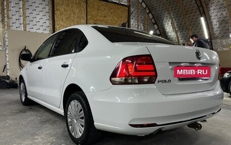 Volkswagen Polo VI (EU Market), 2017 год, 1 100 000 рублей, 12 фотография