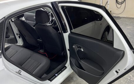 Volkswagen Polo VI (EU Market), 2017 год, 1 100 000 рублей, 19 фотография