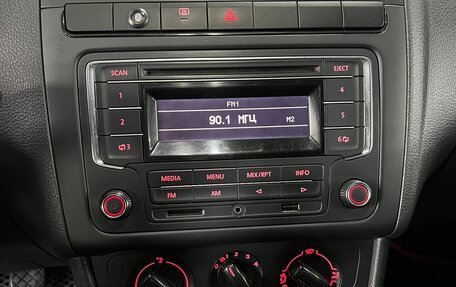 Volkswagen Polo VI (EU Market), 2017 год, 1 100 000 рублей, 23 фотография