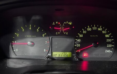 Hyundai Sonata IV рестайлинг, 2004 год, 310 000 рублей, 5 фотография