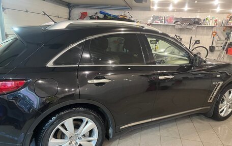 Infiniti QX70, 2016 год, 2 000 000 рублей, 1 фотография