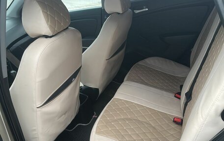 Hyundai Solaris II рестайлинг, 2011 год, 600 000 рублей, 6 фотография