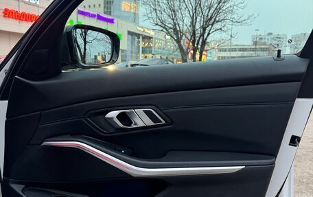 BMW 3 серия, 2021 год, 3 750 000 рублей, 19 фотография