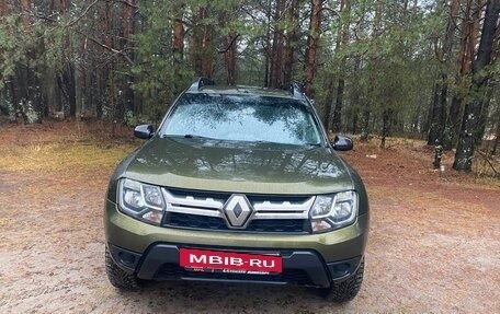 Renault Duster I рестайлинг, 2016 год, 1 050 000 рублей, 2 фотография