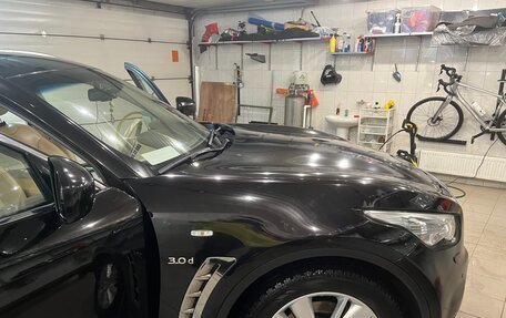 Infiniti QX70, 2016 год, 2 000 000 рублей, 13 фотография