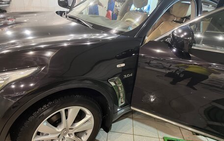 Infiniti QX70, 2016 год, 2 000 000 рублей, 16 фотография