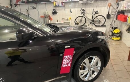 Infiniti QX70, 2016 год, 2 000 000 рублей, 20 фотография