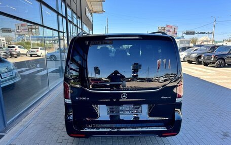 Mercedes-Benz V-Класс, 2024 год, 11 200 000 рублей, 4 фотография