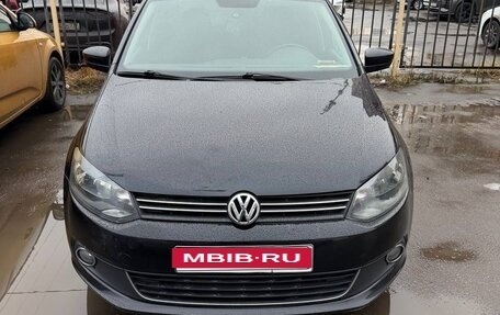 Volkswagen Polo VI (EU Market), 2014 год, 875 000 рублей, 1 фотография