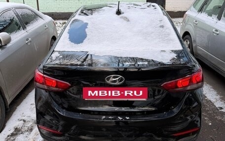 Hyundai Solaris II рестайлинг, 2017 год, 850 000 рублей, 2 фотография