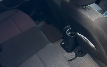 Hyundai Solaris II рестайлинг, 2017 год, 850 000 рублей, 4 фотография