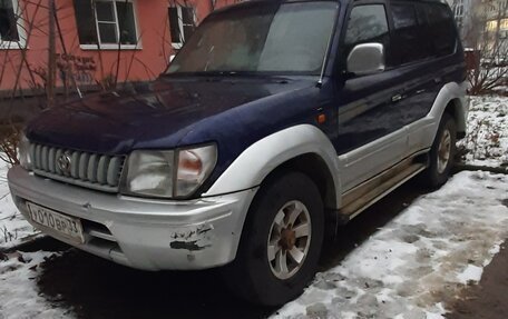 Toyota Land Cruiser Prado 90 рестайлинг, 1997 год, 330 000 рублей, 2 фотография