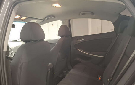 Hyundai Solaris II рестайлинг, 2013 год, 869 000 рублей, 12 фотография