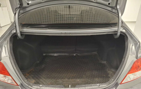 Hyundai Solaris II рестайлинг, 2013 год, 869 000 рублей, 10 фотография