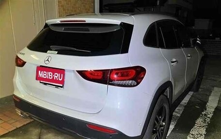 Mercedes-Benz GLA, 2023 год, 2 748 000 рублей, 4 фотография