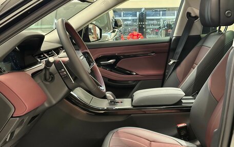 Land Rover Range Rover Evoque II, 2025 год, 7 390 000 рублей, 5 фотография